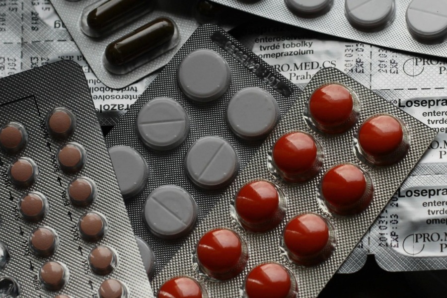 Τέλος οι ουρές στα φαρμακεία ΕΟΠΥΥ ‑ Πώς πήγε η πρώτη μέρα αποστολής φαρμάκων κατ’ οίκον