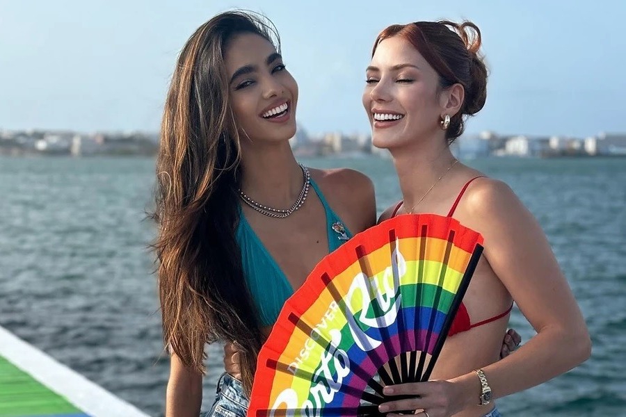 Το φιλί της Μις Αργεντινή και της Μις Πουέρτο Ρίκο