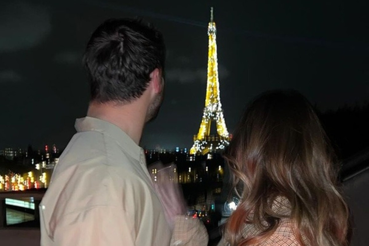 Eίπε «ναι» στον πιο πολυσυζητημένο αθλητή του NFL ‑ Μια ιστορία αγάπης σαν ρομαντική κομεντί