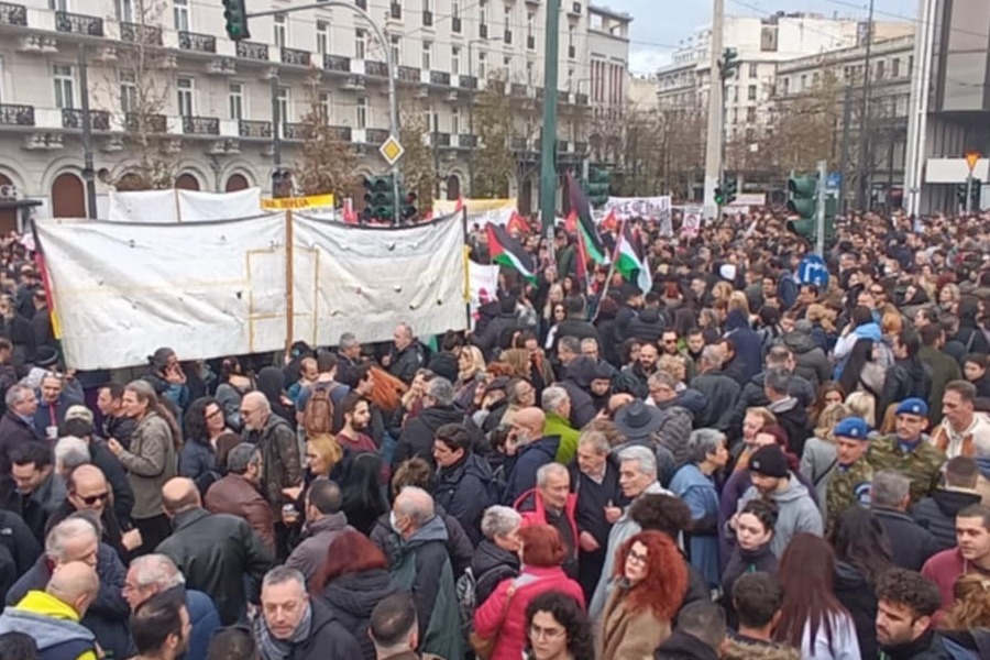 LIVE εικόνα από Θεσσαλονίκη και Αθήνα: Παρακολουθήστε ζωντανά τις συγκεντρώσεις