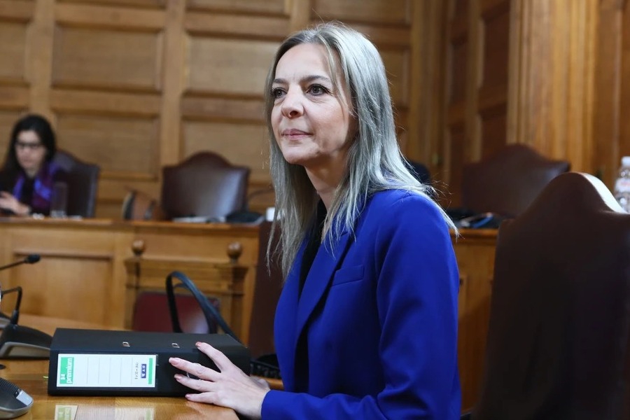 Πόπη Σεμερτζίδου για δέσμευση τραπεζικών λογαριασμών: «Να αρχίσω απεργία πείνας έξω από τη Βουλή;»