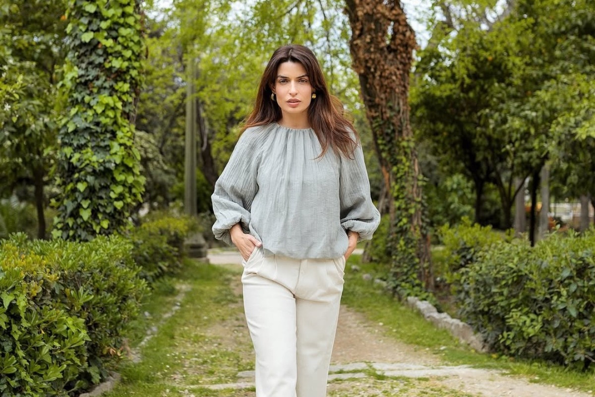 Η Τόνια Σωτηροπούλου φόρεσε την πιο chic ανοιξιάτικη ζακέτα και μοιάζει σαν Γαλλίδα fashionista