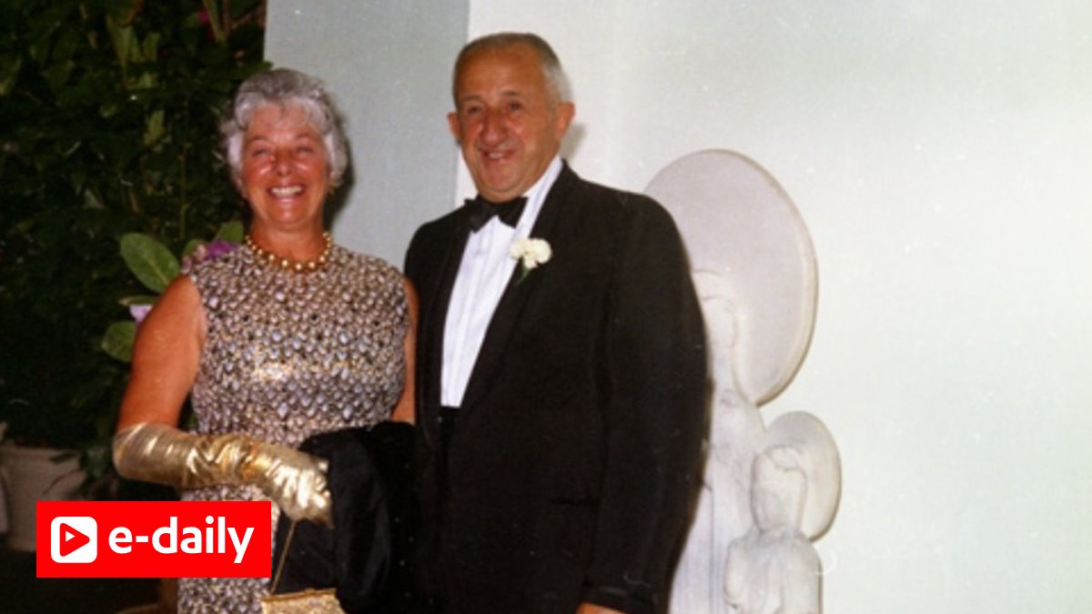 Ο Έλληνας που εφηύρε το παγωτό μηχανής