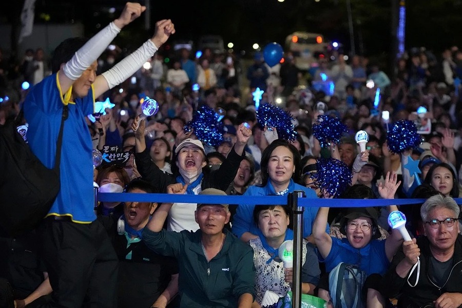 Εκλογές στη Νότια Κορέα: Σαρωτική νίκη του υποψηφίου της κεντροαριστεράς