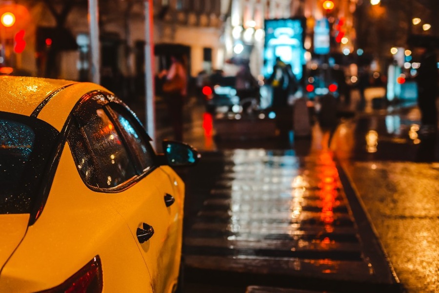 Νέα Υόρκη: Ένοπλος απειλούσε να σκοτώσει υπάλληλο καταστήματος και να «γαζώσει» νοσοκομείο