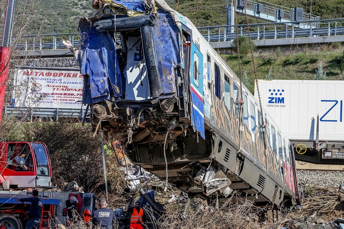 Τέμπη: Εντοπίστηκαν οστά και εξετάζονται από ανθρωπολόγο – «Ερχόταν ένα νέφος που ρουφούσε τα σωθικά» κατέθεσε επιβάτης