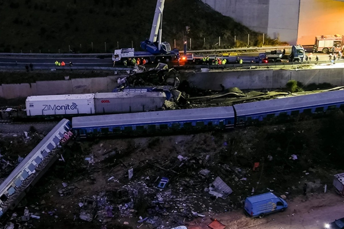 Νέα ηχητικά λίγο πριν το δυστύχημα στα Τέμπη – Σταθμάρχες στέλνουν τα τρένα στα τυφλά: «Στείλ’ το. Ναι. Τι θα πάθει;»