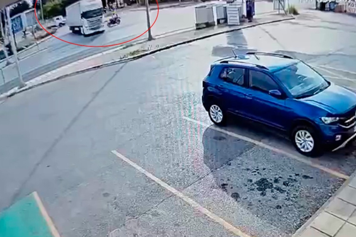 Βίντεο‑ντοκουμέντο από το τροχαίο δυστύχημα στη Θεσσαλονίκη