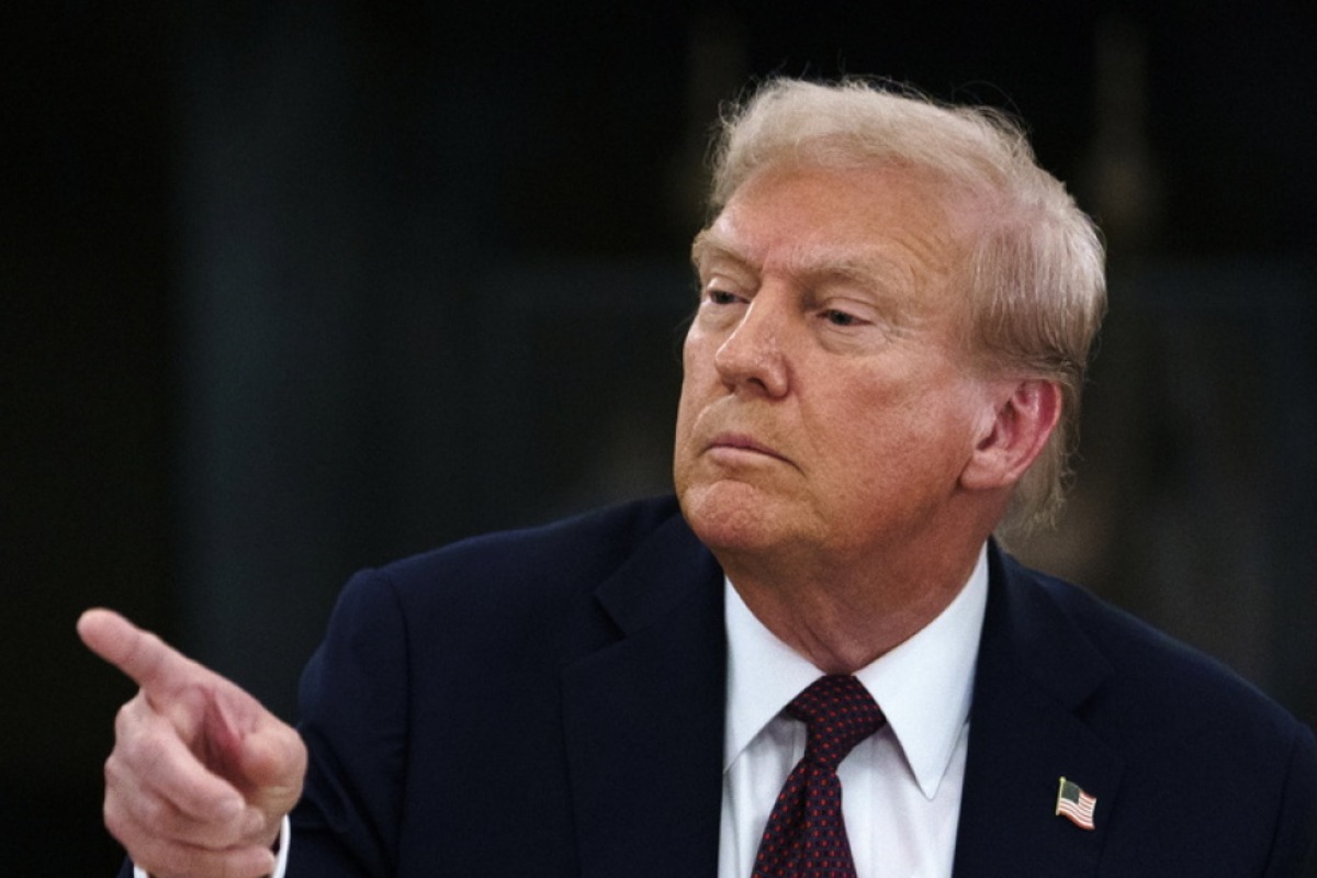 «Βόμβα» CNN: Ο Τραμπ εξετάζει στρατιωτικές επιχειρήσεις στη Βενεζουέλα