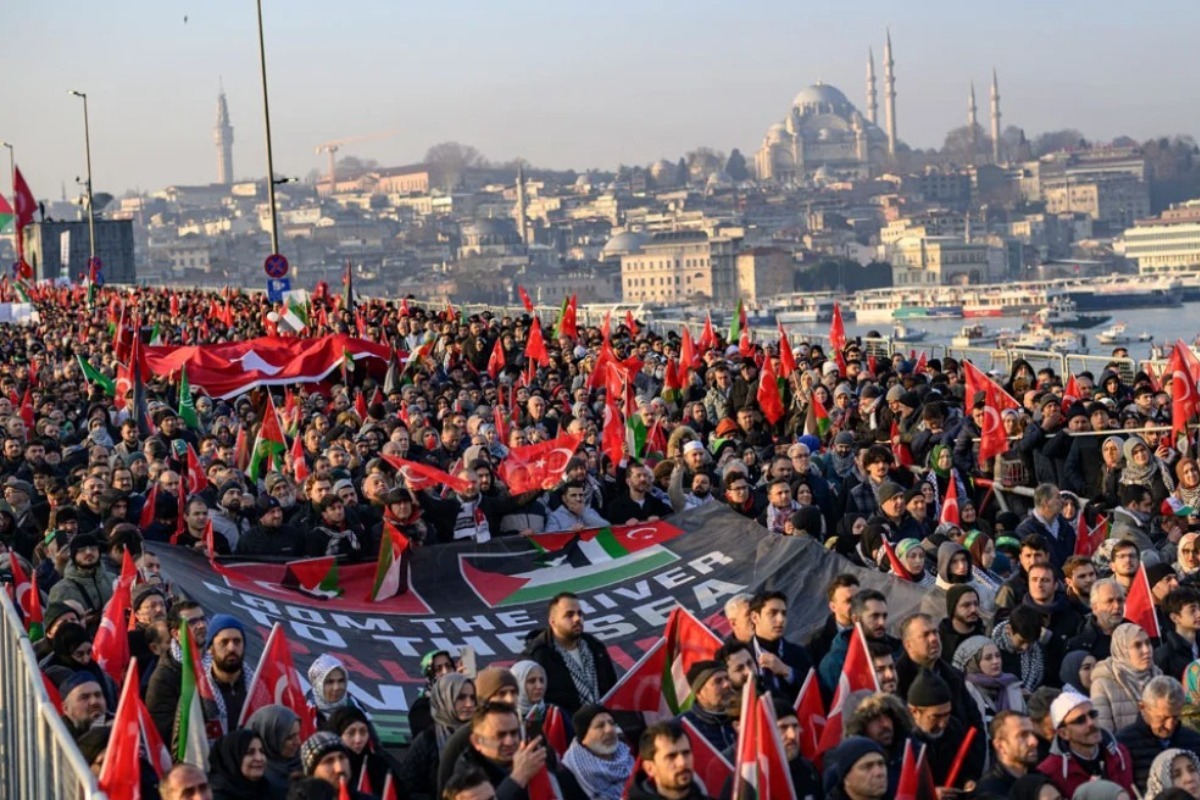 Τουρκία: Λαοθάλασσα στην Κωνσταντινούπολη κατά του Ισραήλ