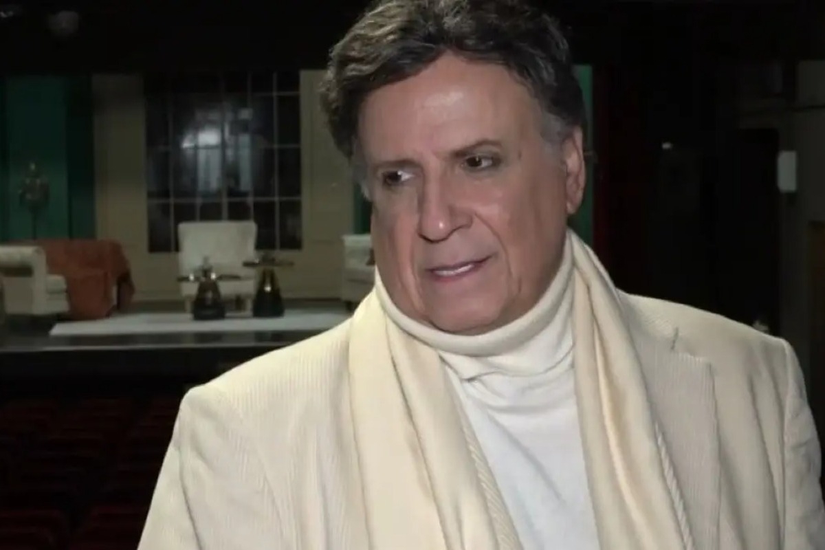 Ρώμας: «Μου πρότειναν 13 ακόμη επεισόδια με πολλά λεφτά» – Η αλήθεια για το «Καφέ της Χαράς» και το «Κωνσταντίνου και Ελένης»