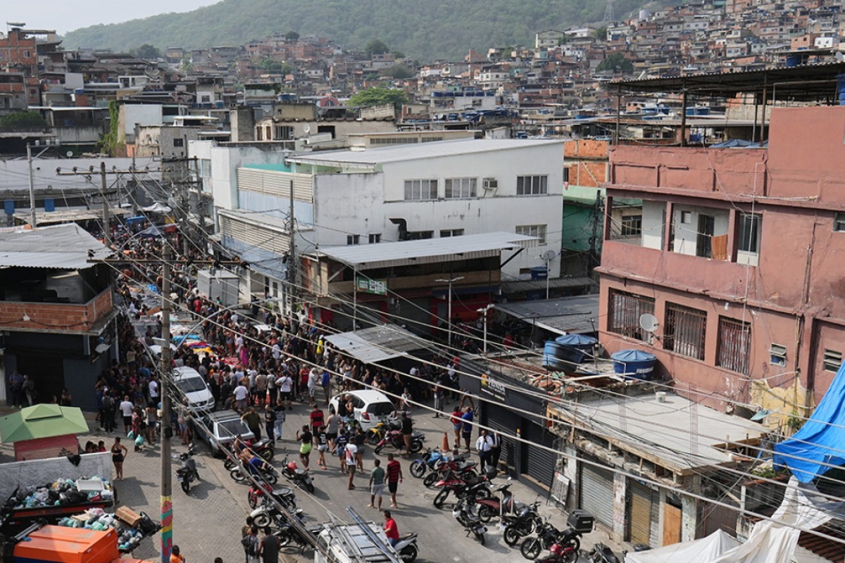 Δεκάδες σοροί σε δρόμους του Ρίο Ντε Τζανέιρο μετά από αστυνομική επιχείρηση με στόχο συμμορία