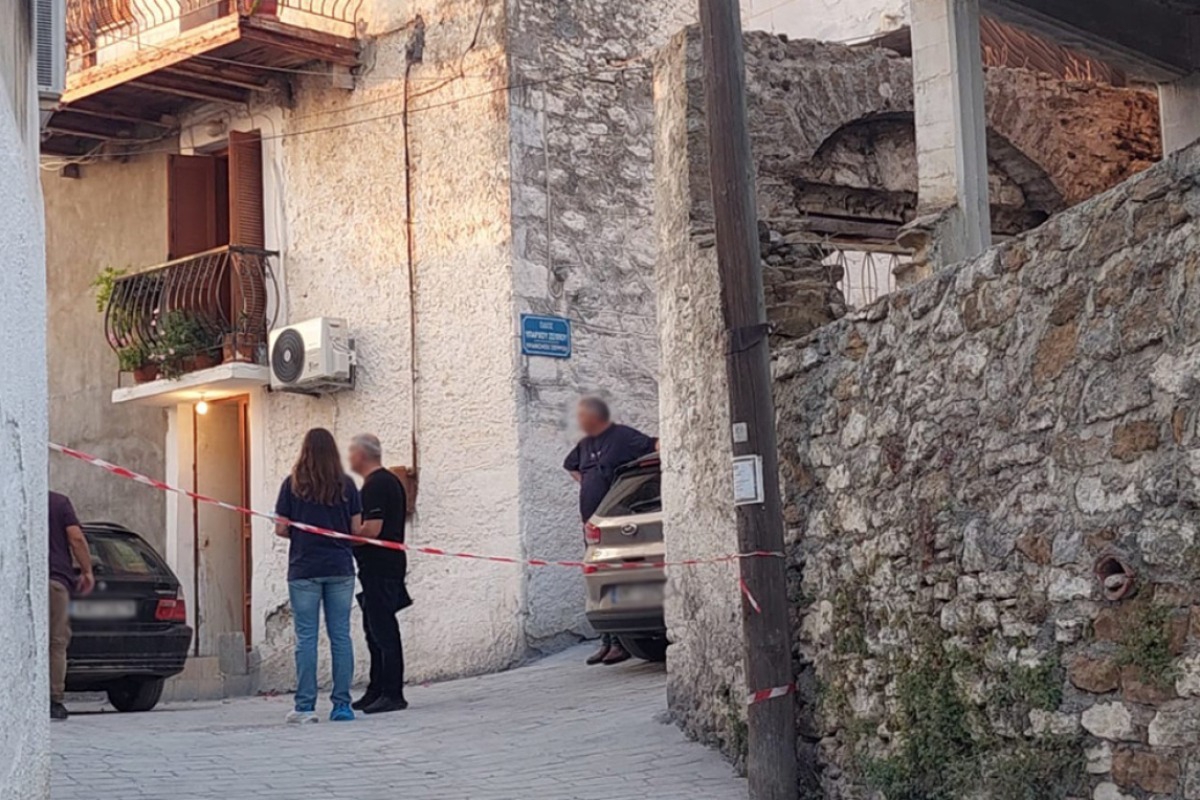 «Τους βρήκε ο άντρας μου μέσα στα αίματα» ‑ Συγκλονίζει γειτόνισσα για το διπλό φονικό στη Μεσσηνία