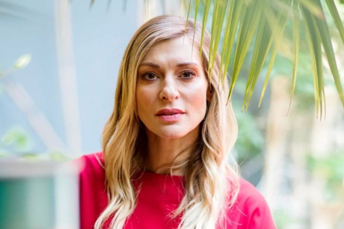 Η Ζέτα Δούκα έκανε το τελευταίο μπάνιο στη θάλασσα για το 2025 και έστειλε ευχές για το νέο έτος