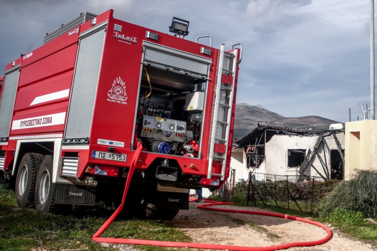 Θεσσαλονίκη: Φωτιά σε λεωφορείο του ΚΤΕΛ ‑ Κάηκε ολοσχερώς