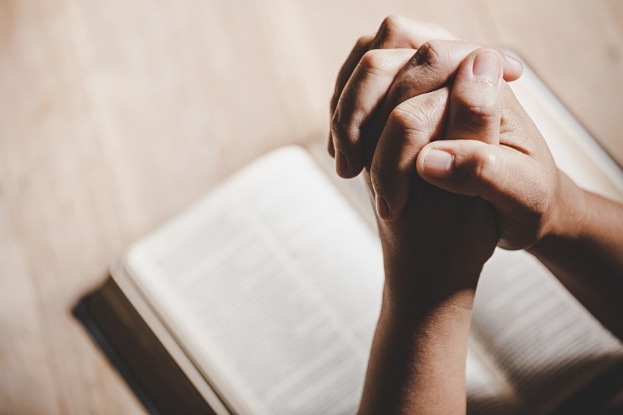 Πού αυξάνονται οι άθεοι και τι συμβαίνει στην Ελλάδα