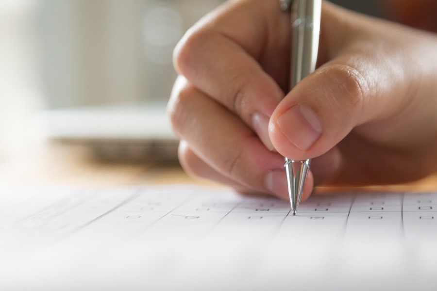 Γυμνάσια και Λύκεια: Πότε τελειώνουν τα μαθήματα και οι ημερομηνίες για τις εξετάσεις