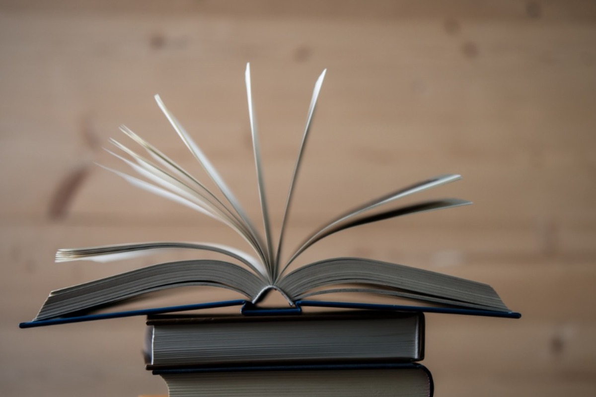 Γιατί 10.000 συγγραφείς κυκλοφόρησαν ένα… άδειο βιβλίο;