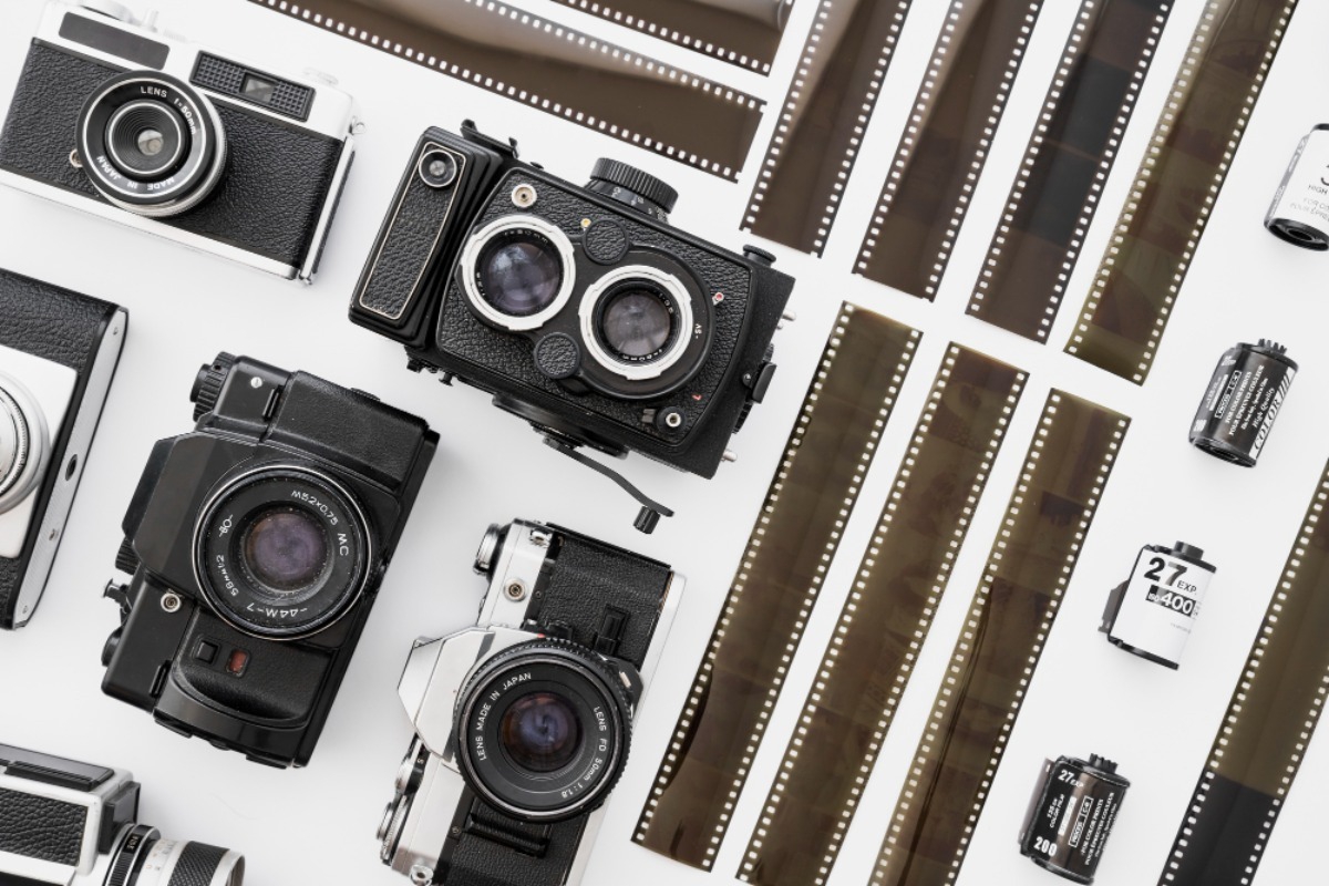 Πώς δύο φοιτητές έστησαν μια αυτοκρατορία φωτογραφίας και πούλησαν χιλιάδες παλιές κάμερες