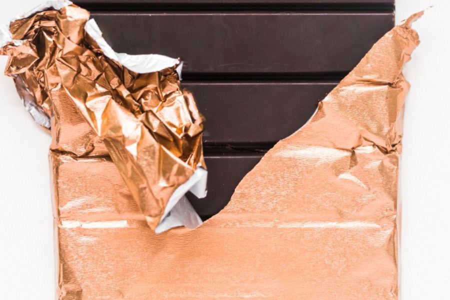 Πώς ένα χαρτί σοκολάτας οδήγησε την αστυνομία στους κλέφτες