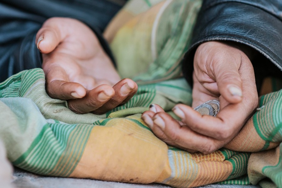 Η απίστευτη ιστορία του «ζητιάνου εκατομμυριούχου» της Ινδίας