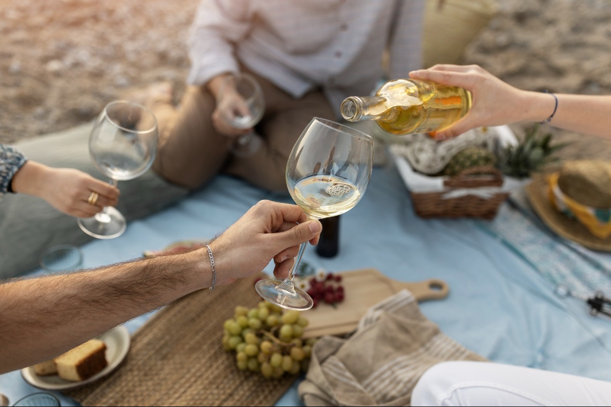 Wine weekends: 7 μαγευτικοί αμπελώνες στην Ελλάδα για μια διαφορετική απόδραση
