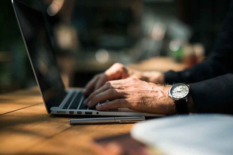 Το τέλος των managers όπως τους ξέραμε: Όταν η AI μπαίνει στη μέση, αλλάζει όλο το παιχνίδι