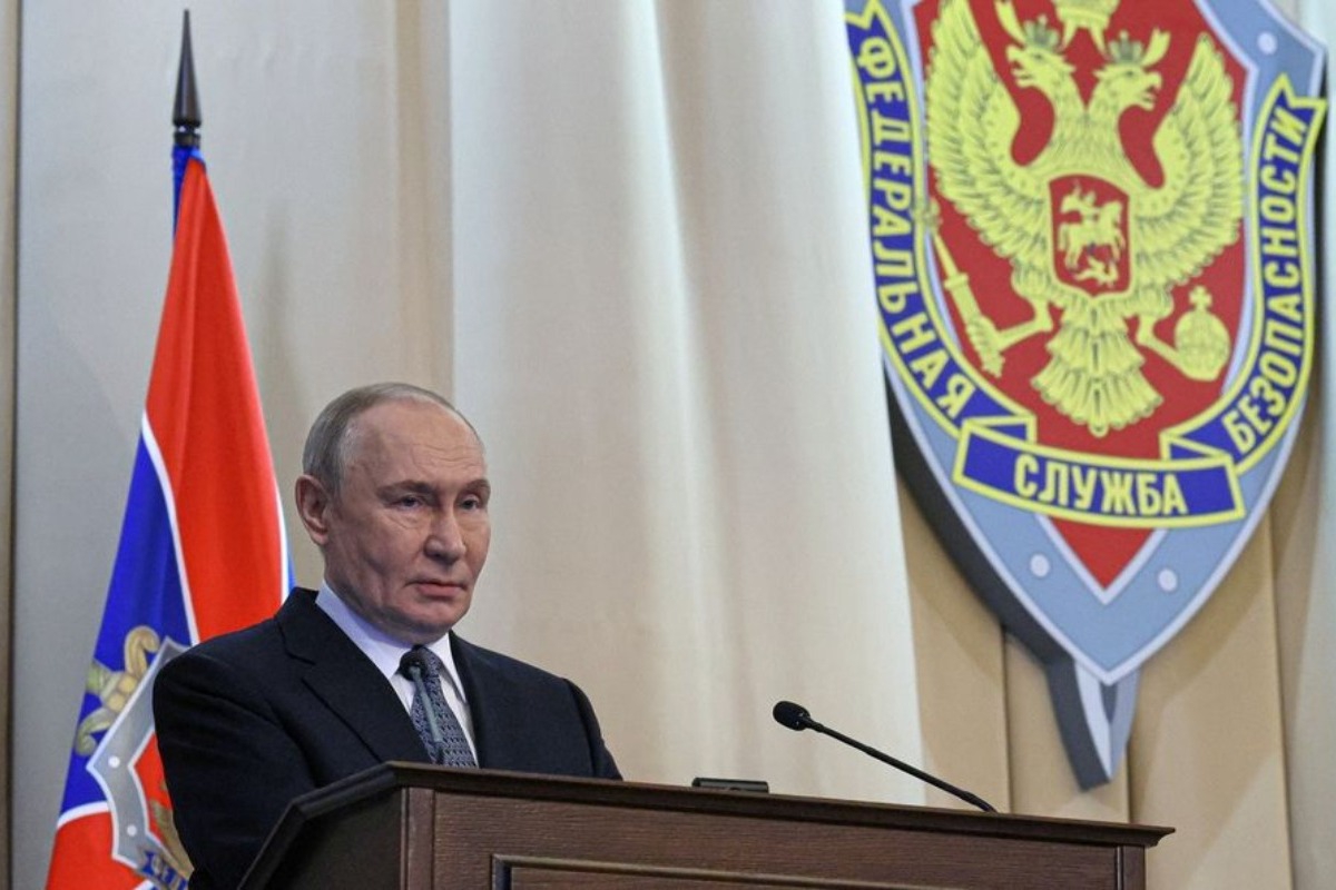 Πούτιν: Zήτησε από τους ολιγάρχες να κάνουν δωρεές στον αμυντικό προϋπολογισμό της Ρωσίας