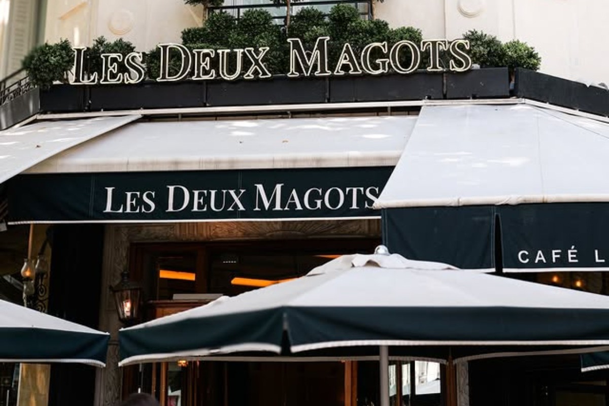 Μπήκαμε για καφέ και βγήκαμε… σε άλλον αιώνα: Τα παλαιότερα καφέ του κόσμου που αξίζει να καθίσεις