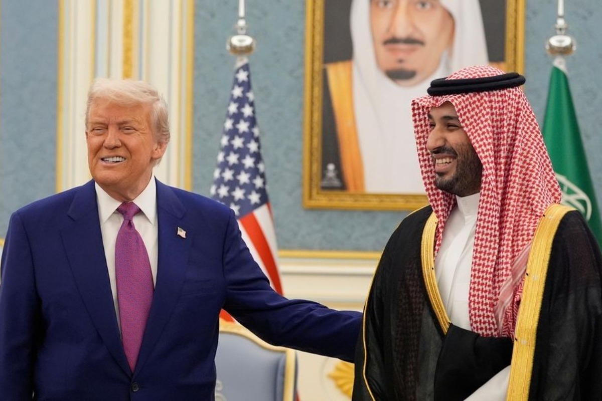 Κόλπος: Τα σουνιτικά κράτη χάνουν την υπομονή τους – Πιέζουν τον Τραμπ να «τελειώσει» το Ιράν