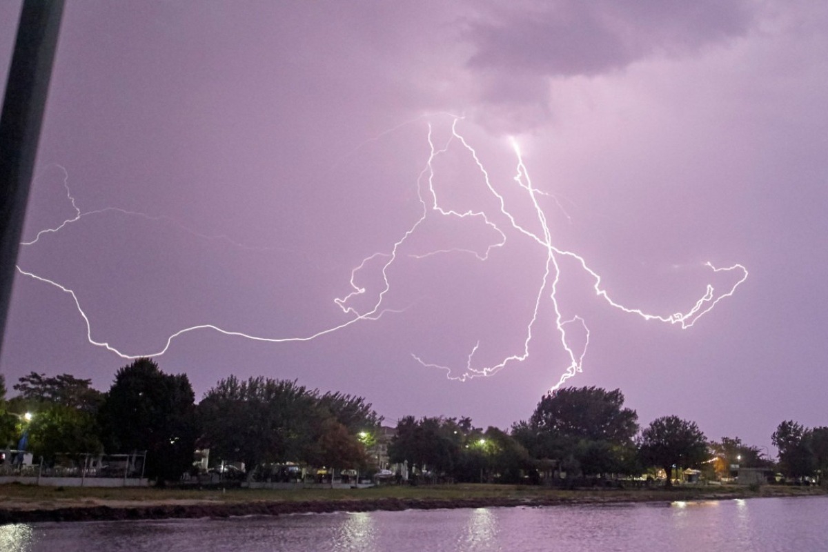 Καιρός: Νέο έκτακτο δελτίο επιδείνωσης καιρού της ΕΜΥ ‑ Οι περιοχές που είναι στο «κόκκινο»