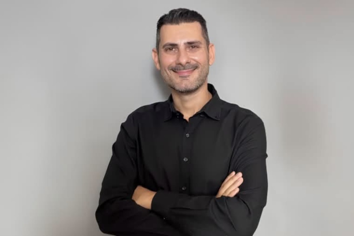 Ιστορική στιγμή: Ο Χρήστος Γεωργοκωστόπουλος γίνεται ο πρώτος κωφός διδάκτορας στην Ελλάδα