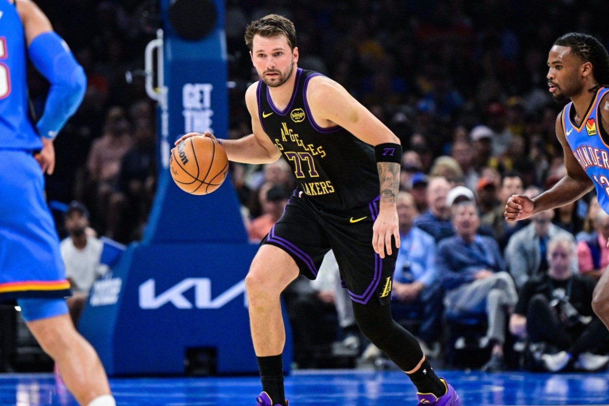 NBA: Μεγάλο πλήγμα στους Λέικερς με Ντόντσιτς – Εκτός επ’ αόριστον ο Σλοβένος «σταρ»