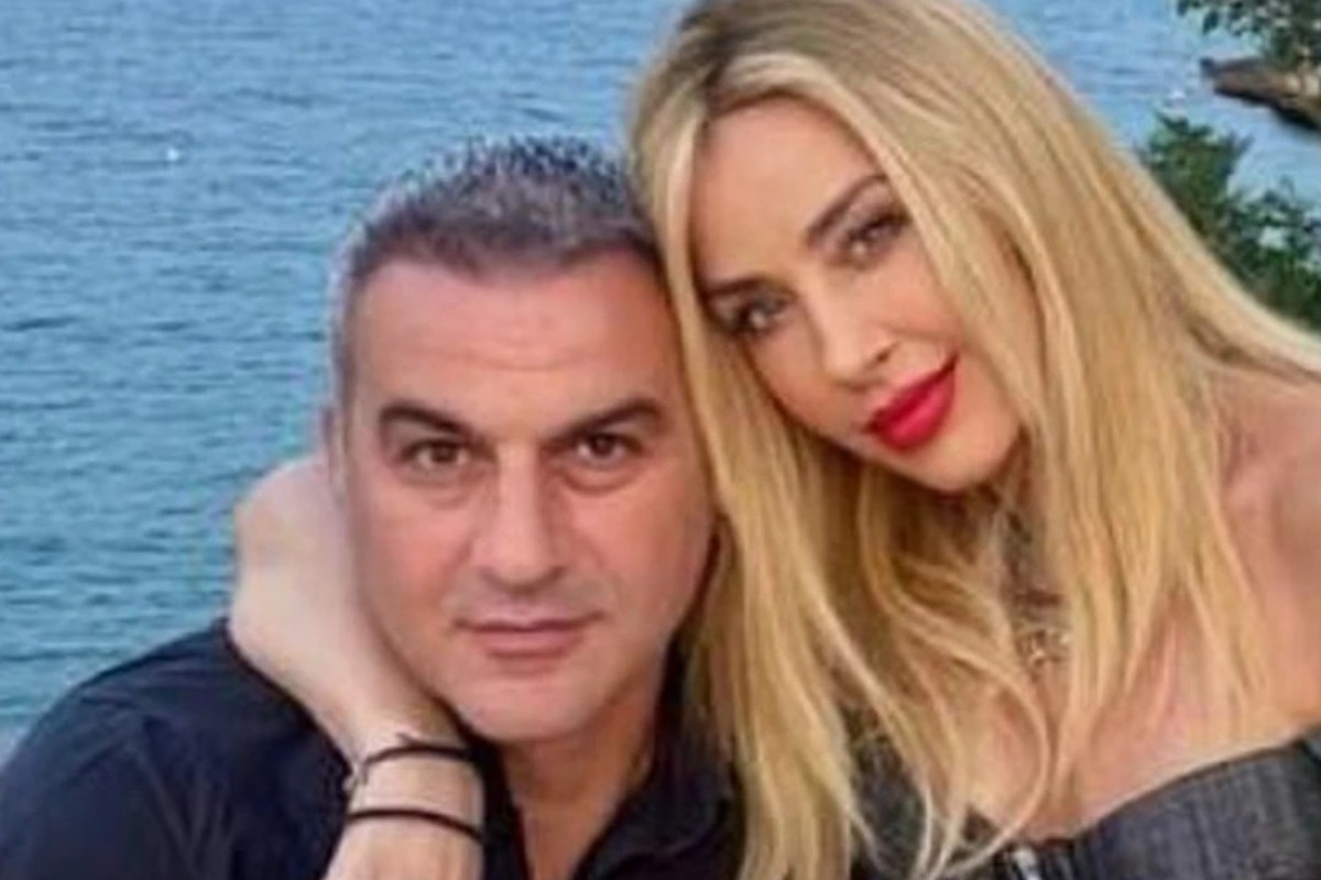 Γωγώ Μαστροκώστα: Η απόφαση του Τραϊανού Δέλλα και της κόρης τους για την κηδεία που συγκινεί