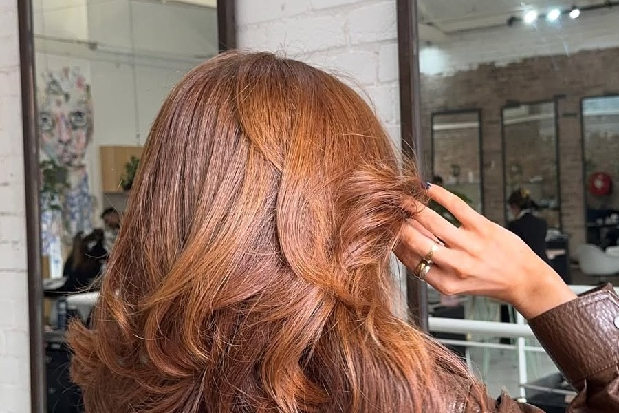 Ο μύθος του κουρέματος που κάνει τα λεπτά μαλλιά να δείχνουν ακόμη πιο λεπτά