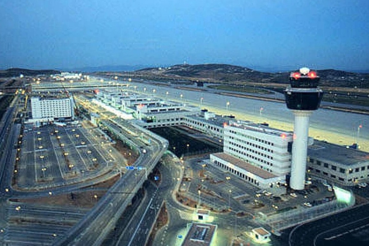 ΥΠΑ για πρόβλημα στις πτήσεις: Μαζική παρεμβολή σε όλες σχεδόν τις συχνότητες του FIR Αθηνών – Πρωτοφανές περιστατικό