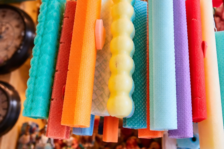 Εορταστικό ωράριο: Τι ώρα κλείνουν σήμερα τα καταστήματα