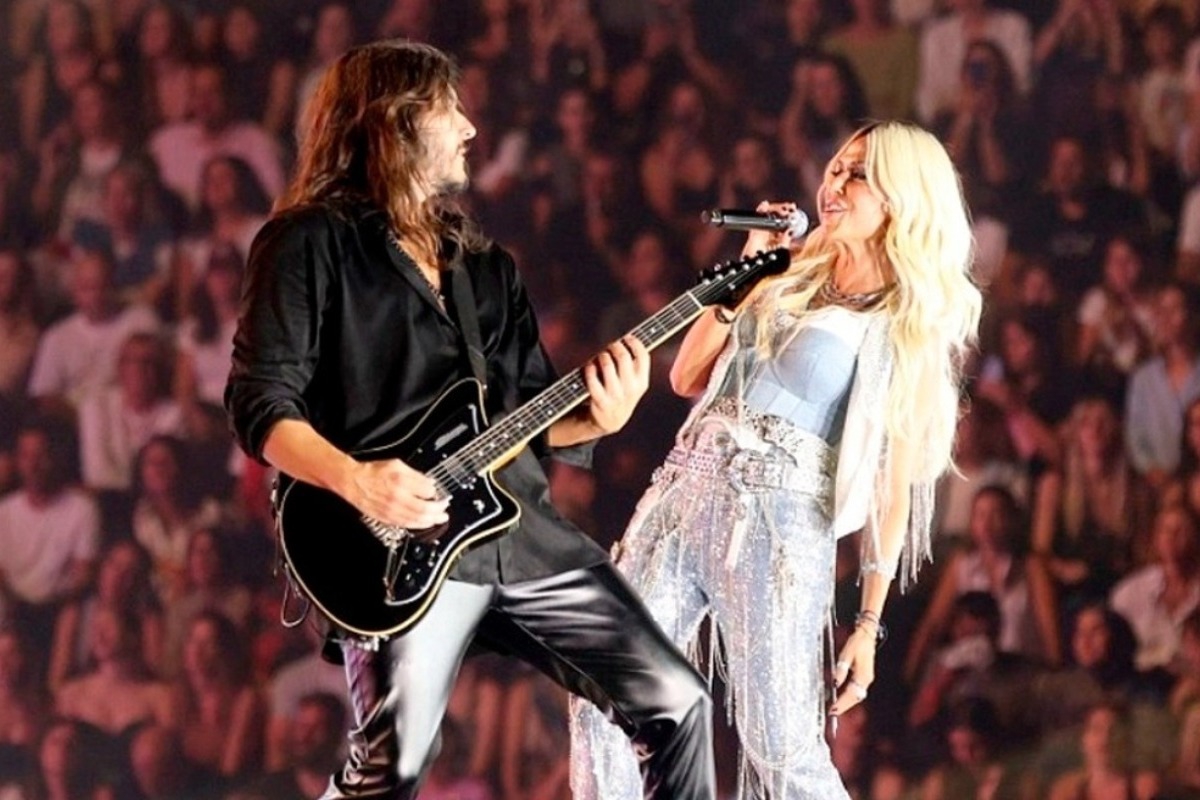 Αννα Βίσση: Ο κιθαρίστας της Κάρλος Πέρεζ ανακοίνωσε το τέλος της συνεργασίας τους