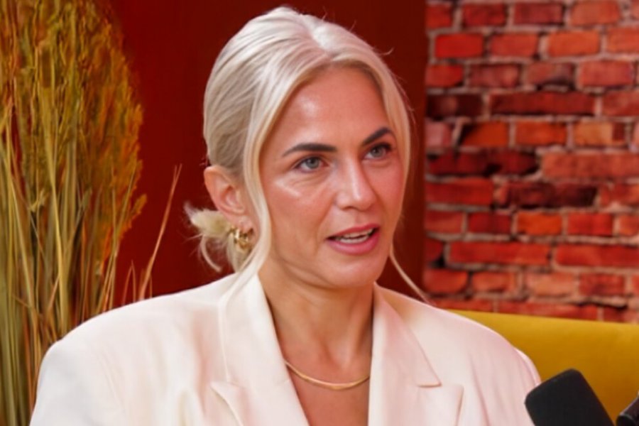 Κοντοβά για την υιοθετημένη κόρη της: Στην αρχή δεν μου είχε βγει κάποιο συναίσθημα