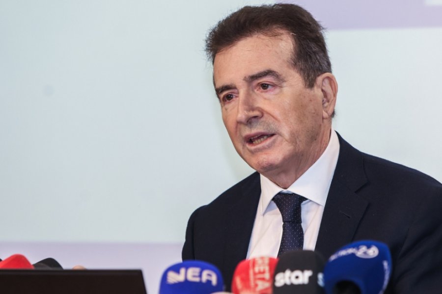 Χρυσοχοΐδης: Κατ` εξοχήν Ρομά αυτοί που κάνουν τις τηλεφωνικές απάτες ‑ Πρέπει να είσαι μάγος για να λύσεις το θέμα του Κηφισού