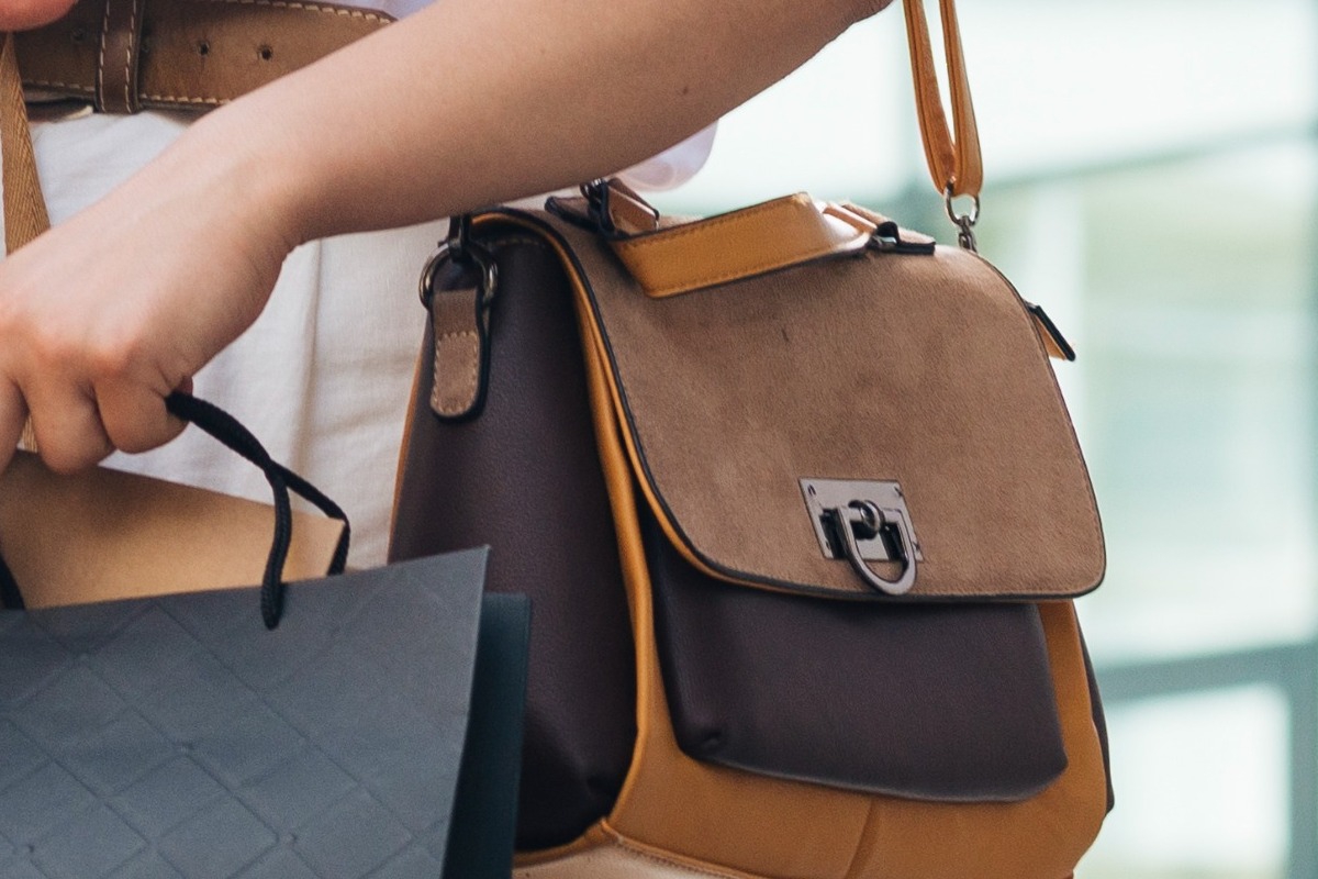 Τι εξωφρενικό ζήτησε η Chanel από τις πλούσιες Ρωσίδες πελάτισσές της