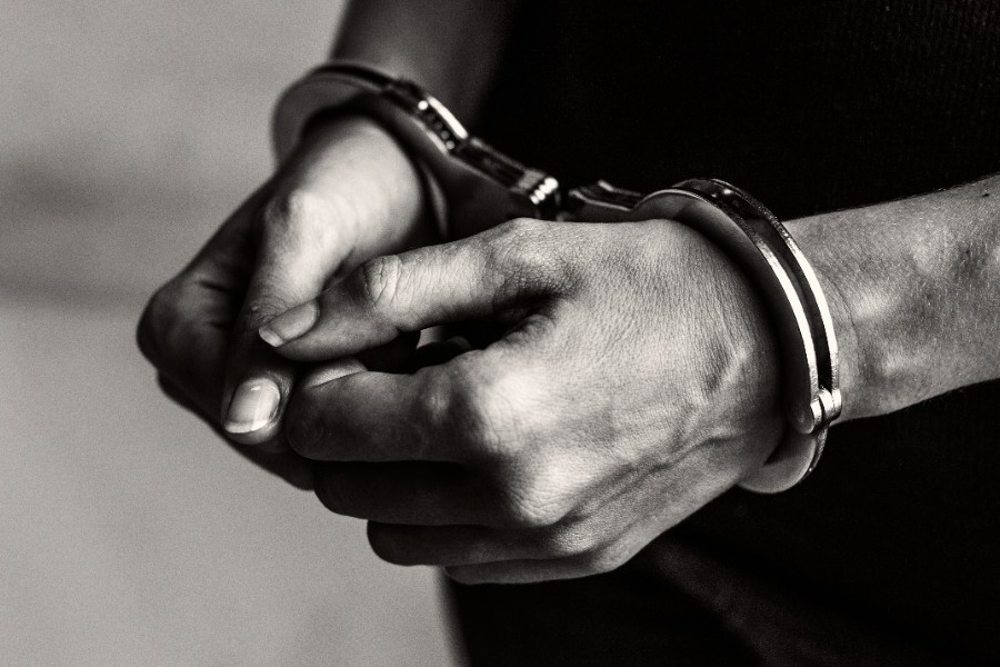 Εξάρχεια: Σύλληψη αλλοδαπού που έστηνε καρτέρι σε γυναίκες και τις παρενοχλούσε σεξουαλικά