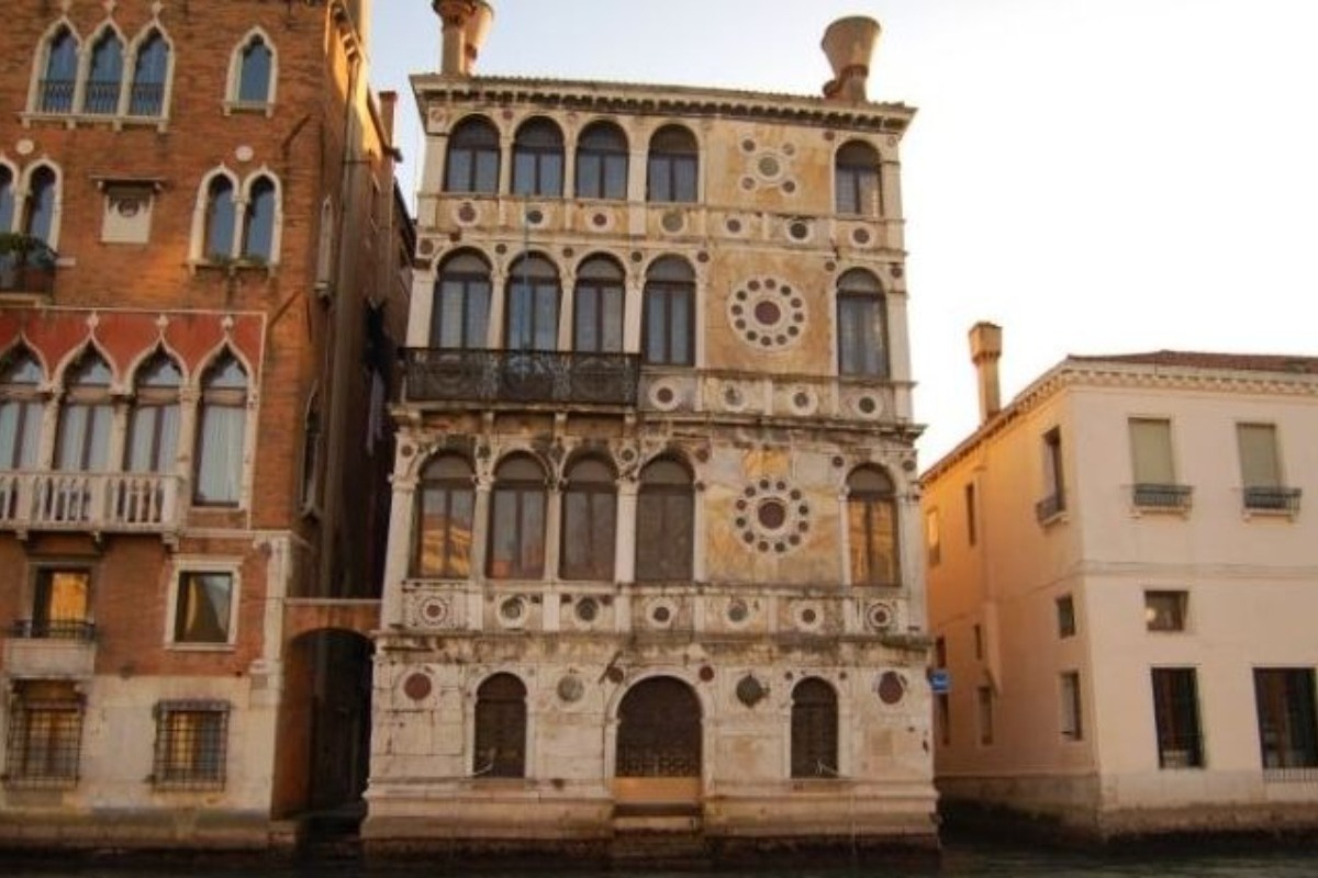 Bενετία: «Καταραμένο» παλάτι του 15ου αιώνα βγήκε στο σφυρί για 20 εκατομμύρια ευρώ ‑ Συνδέθηκε με φρικτά εγκλήματα