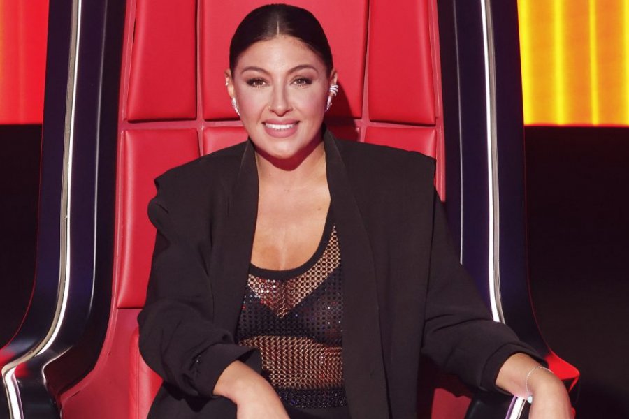 Έλενα Παπαρίζου: «Αμάν πια!» on air στο The Voice ‑ Το μήνυμα στους Έλληνες άνδρες