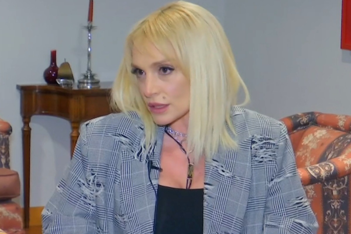 Ελεωνόρα Ζουγανέλη: «Η σχέση μου με τη ζυγαριά είναι αηδιαστική» – Η εξομολόγηση για τον Νίκο Συρίγο