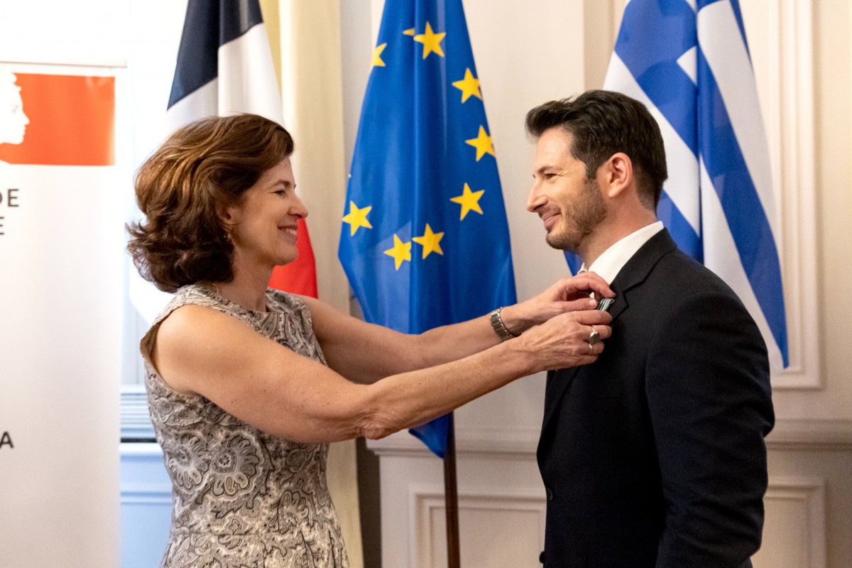 Γιώργος Περρής: Τιμήθηκε από τη Γαλλία με τον τίτλο Chevalier des Arts et des Lettres