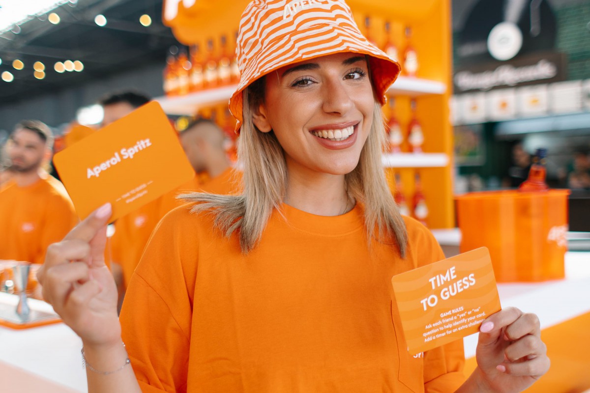 Aperol Spritz: Πώς «έβαψε» πορτοκαλί τα μεγαλύτερα festivals της Ελλάδας