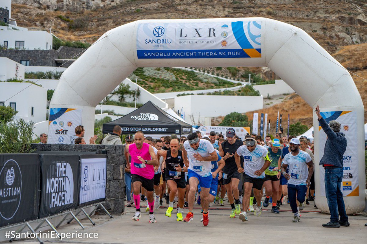 Santorini Experience 2026: Πάνω από 3.600 συμμετοχές και αθλητές από 42 χώρες στη Σαντορίνη