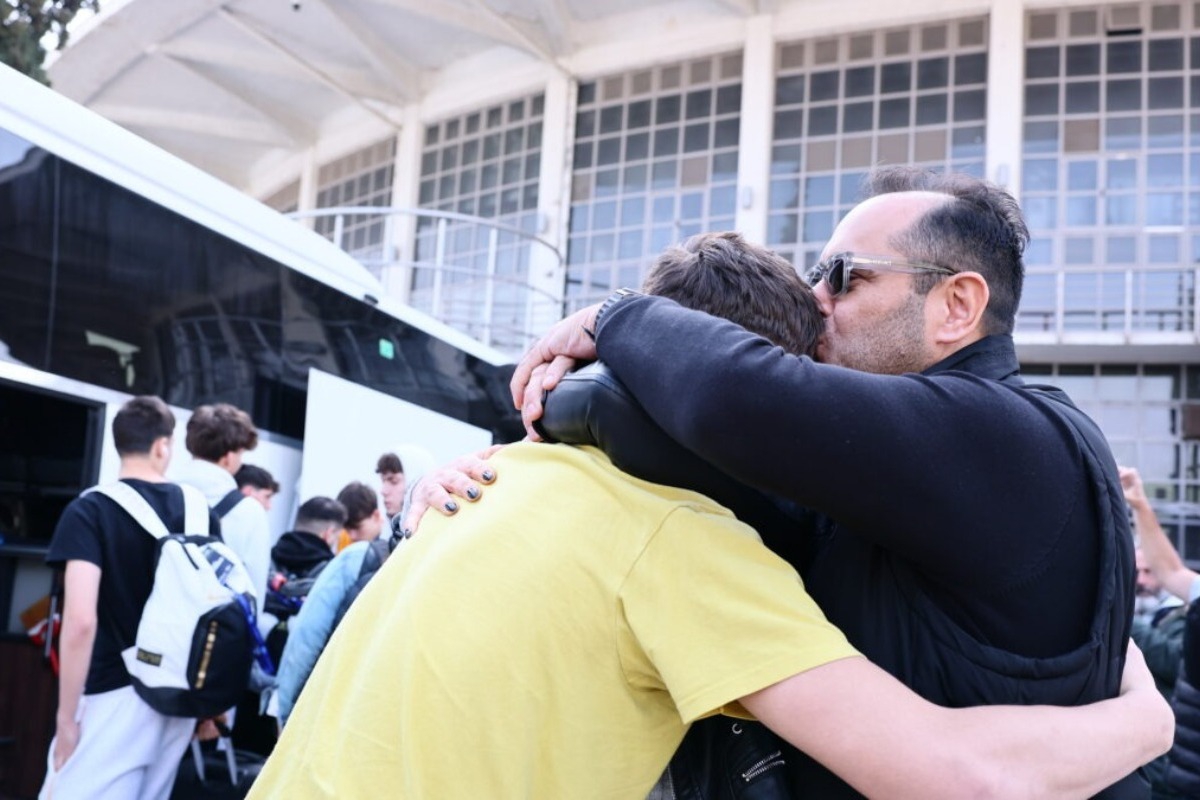 Επαναπατρίστηκαν οι πρώτοι 162 Έλληνες που είχαν εγκλωβιστεί σε Ισραήλ, ΗΑΕ και Ομάν