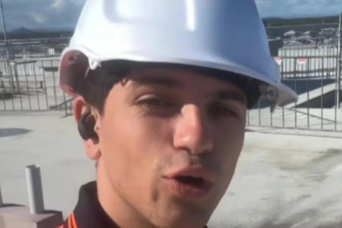Οικοδόμος στην Αυστραλία αποκαλύπτει πόσα βγάζει σε ένα οκτάωρο: «Φεύγουμε για το σπίτι με...»